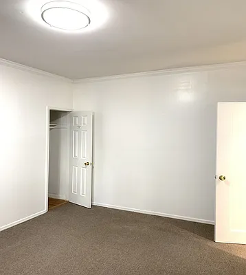 Rented by Otto Nielsen Realty | media 17