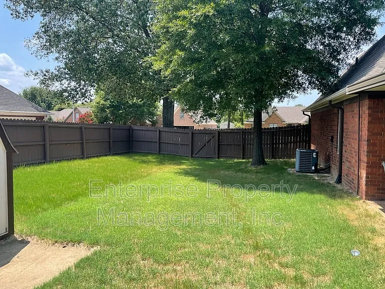 3840 Charbon Ln — Photo 44