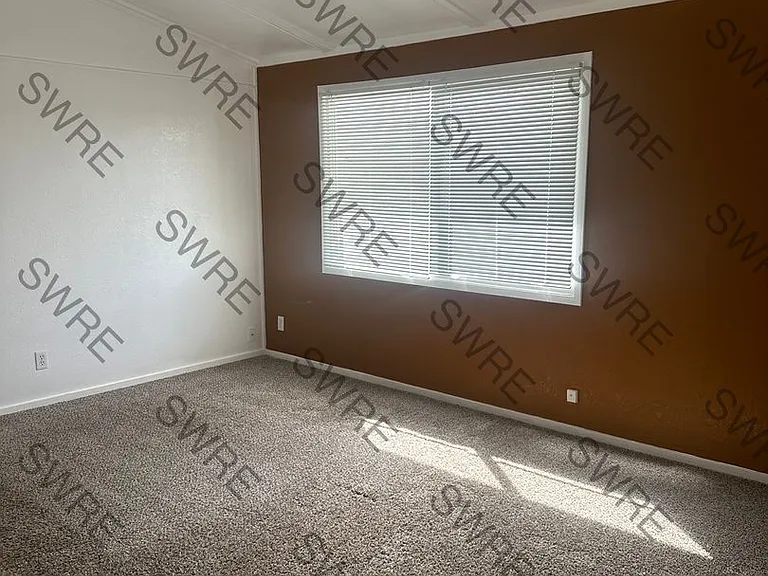3280 Roosevelt Way #B — Photo 10