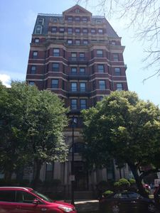 483 Beacon St APT 36, Boston, MA, 02115