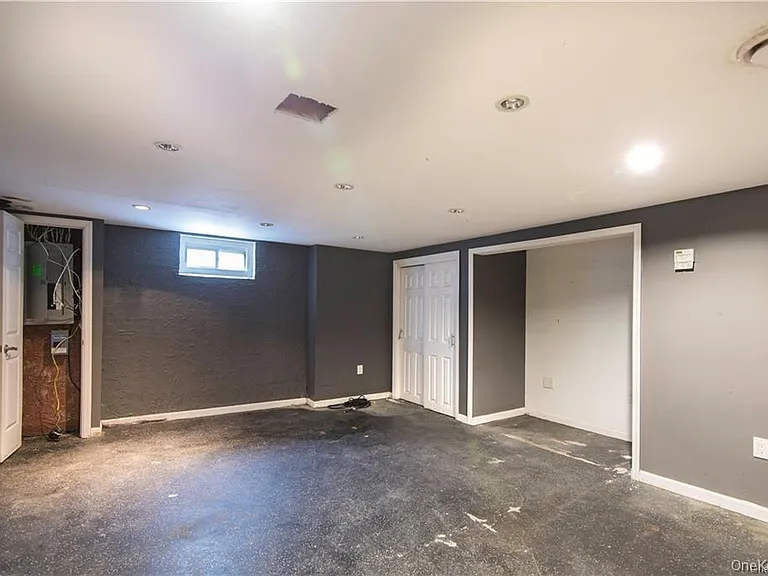 7 Knoll Ct — Photo 21
