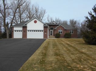 8100 Iris Ave, North Branch, MN 55056