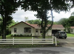 12174 Old Main Rd, Silver Creek, NY 14136