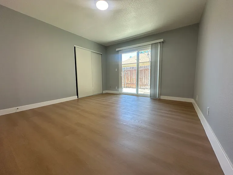 1413 Springfield St #A — Photo 12