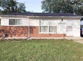 28444 Hales St, Madison Heights, MI 48071