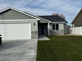 306 S Hills St, Burley, ID 83318