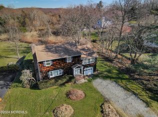 32 Meadowbrook Ave, Navesink, NJ 07752