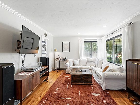 4th image of 1240 Ulster Street
