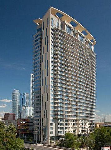 Unparalleled views of the Austin skyline.