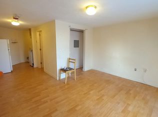 31 New London Ave #11, West Warwick, RI 02893