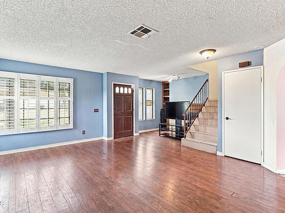 5th image of 3534 Olds Rd