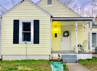 612 Dupont Ave, Nitro, WV
