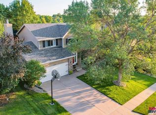 16871 K St, Omaha, NE 68135