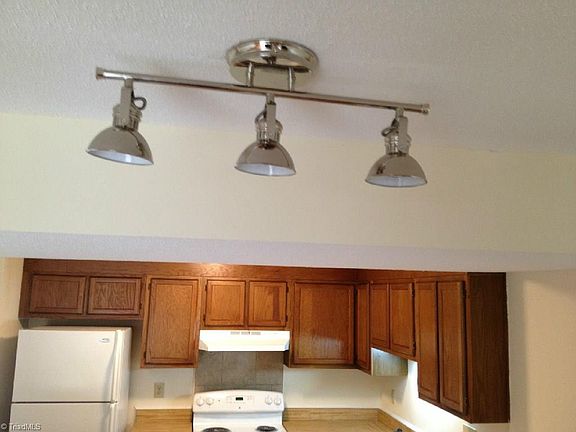5th image of 2683 Cottage Pl