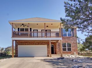 135 Coghill Dr, Graford, TX 76449