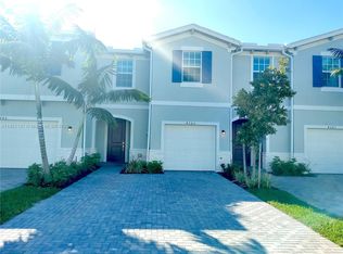 4363 Hammock Grove Dr, Lake Worth, FL 33467