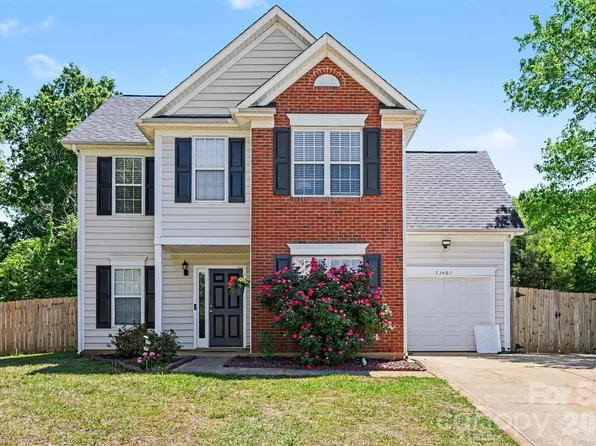 13403 Willow Falls Rd, Charlotte, NC 28215