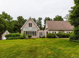 29 Main St, Farmington, CT 06032