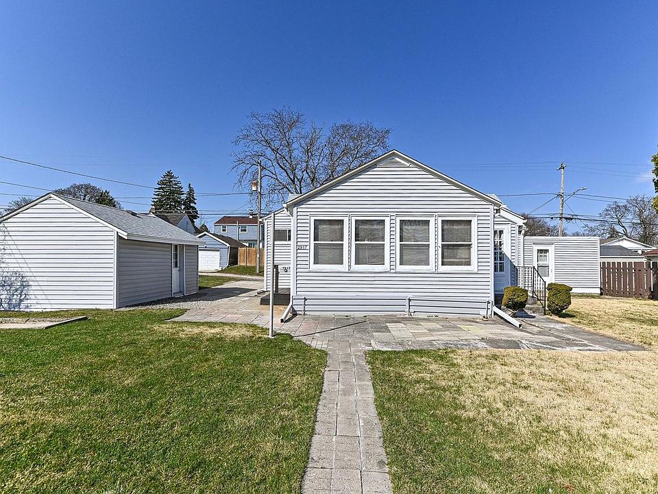 1st image of 2917 South 67th STREET