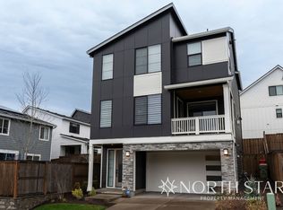 4246 NW Woodgate Ave, Portland, OR 97229