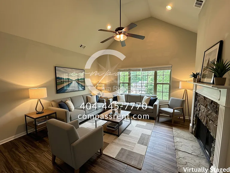 9465 Pebble Creek Ct — Photo 4