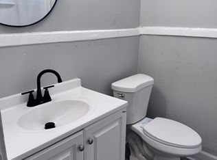 395 Orange St APT 2, Albany, NY 12206