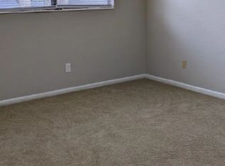 915 SW 61st St APT B, Gainesville, FL 32607