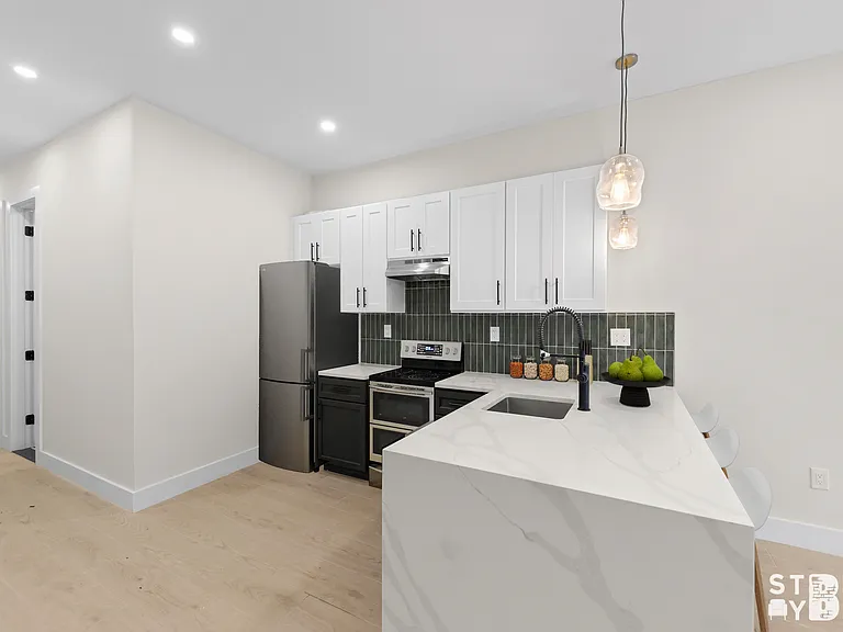 63 Suydam St #1 — Photo 2