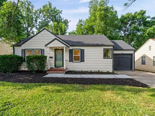 5107 W 51st St, Roeland Park, KS 66205