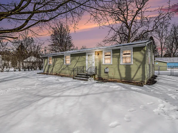 414 Portage St, Grass Lake, MI 49240