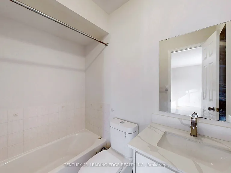 107 Joycedale St #MAIN FLOOR — Photo 21