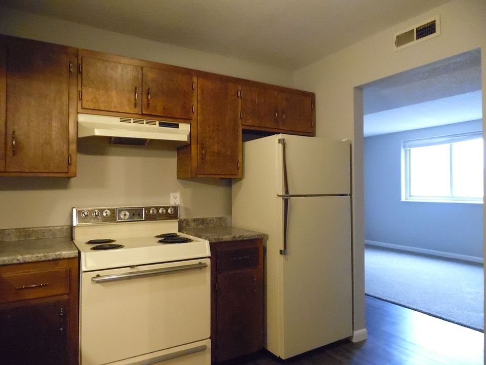 1st image of 267 N 8th St APT 7