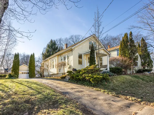 38 Southwell Avenue, South Portland, ME 04106