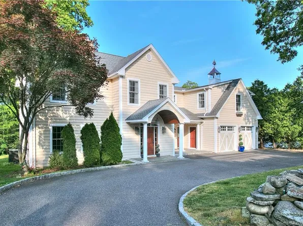 1436 North Benson Road, Fairfield, CT 06824