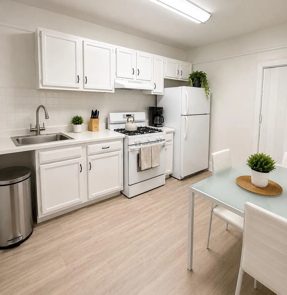 1 bed, 1.0 bath, 522 sqft, $2,100 — Photo 3