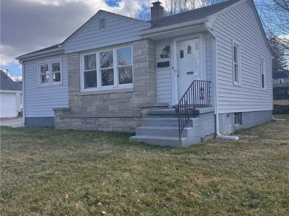 303 S Jackson Street, Salem, IN 47167