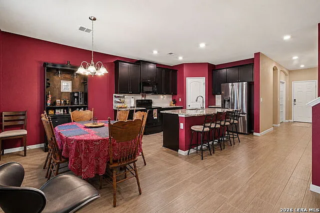533 Sentry Valley St — Photo 3