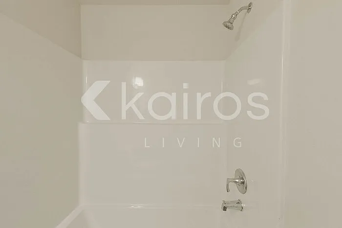 2529 Banyon Cir — Photo 17