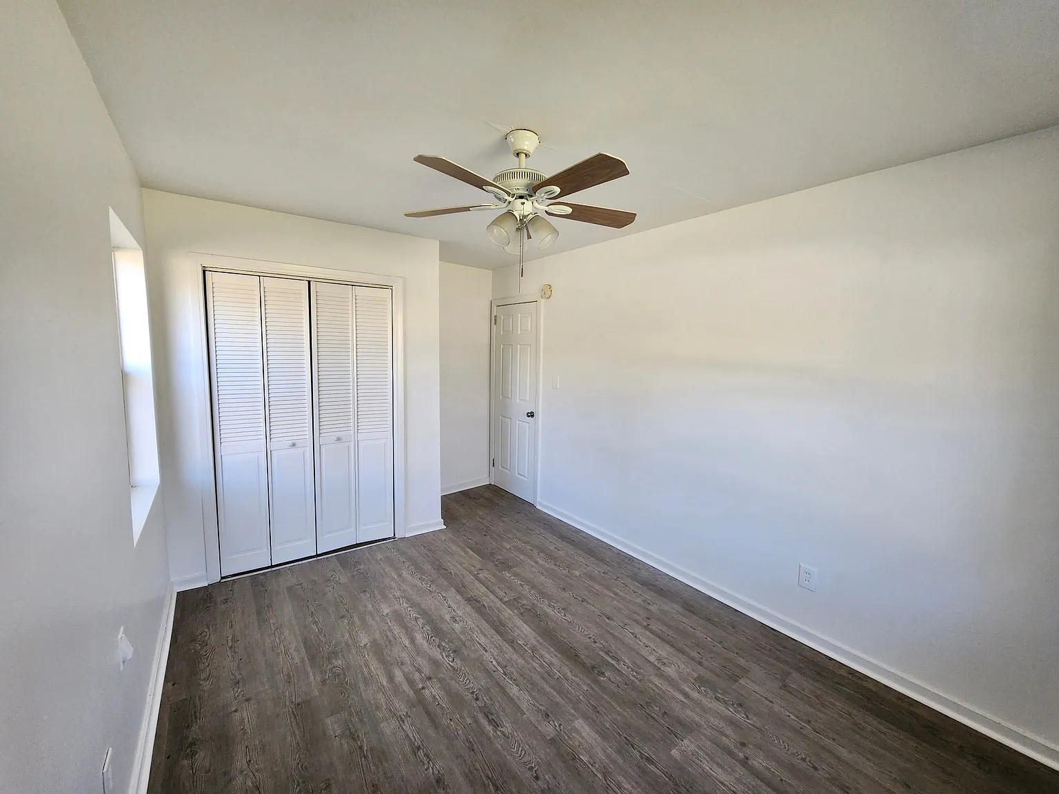 1721 Collier Drive - 1 — Photo 2