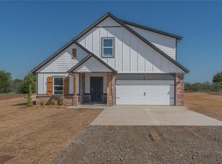 5100 Grassland Dr, Guthrie, OK 73044