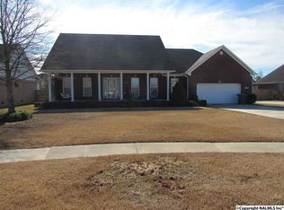 494 Wilson Mann Rd, Owens X Rds, AL 35763