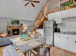 186 Sage Rd, Long Pond, PA 18334