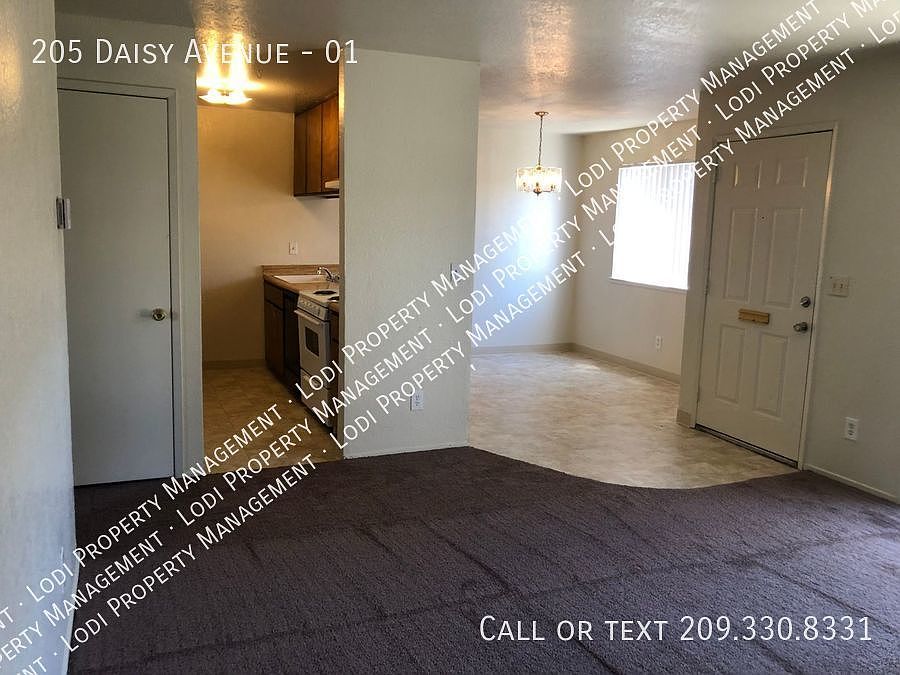 1st image of 205 Daisy Ave #1