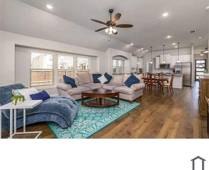 3101 Southampton Dr — Photo 23