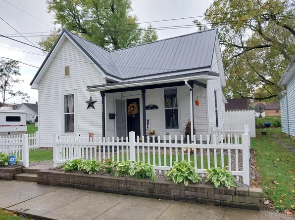 222 N 2nd St, Greenfield, OH 45123