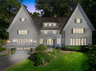 115 Bayberry Rd, New Canaan, CT 06840