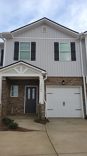 7589 Discovery Point Dr NW Photo 1