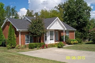 2nd image of 2030 Patricia Dr