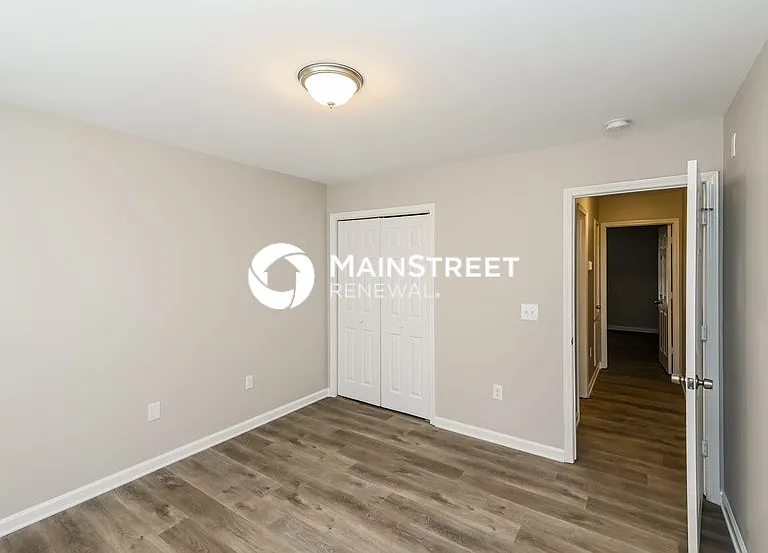 1221 Moss Acres Ct — Photo 11