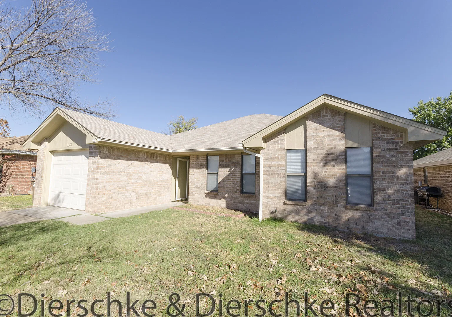 3 Bedroom 2 Bath Home With Fenced In Backyard Available Soon!! — Photo 2